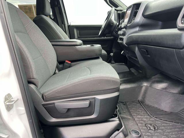 2024 RAM 3500 Tradesman 4x4 Crew Cab 8' Box