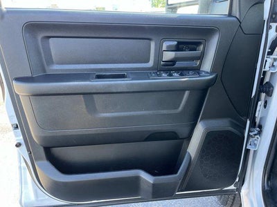 2023 RAM 3500 Tradesman 4x4 Crew Cab 8' Box