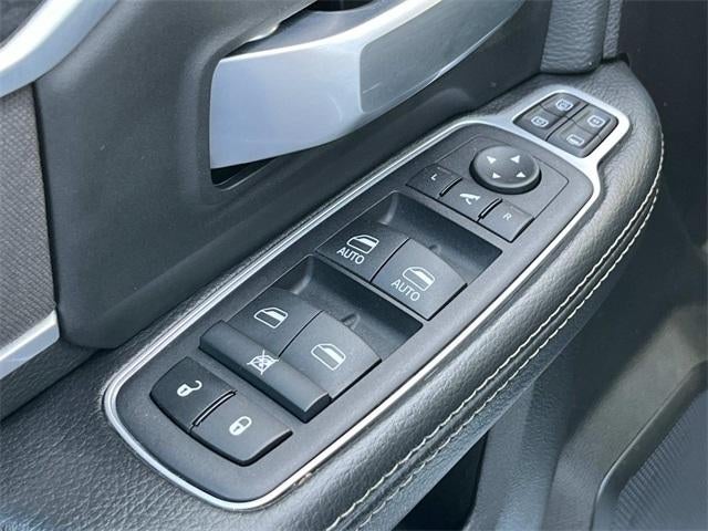 2024 RAM 3500 Big Horn 4x4 Crew Cab 8' Box