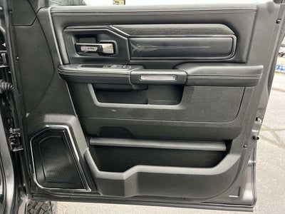 2022 RAM 3500 Limited 4x4 Mega Cab 6'4" Box