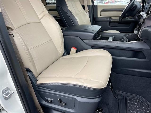 2022 RAM 3500 Limited 4x4 Crew Cab 6'4" Box