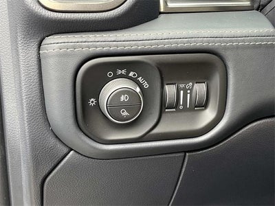 2022 RAM 3500 Limited 4x4 Crew Cab 6'4" Box