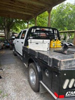 2018 RAM 3500 Tradesman 4x4 Crew Cab 8' Box