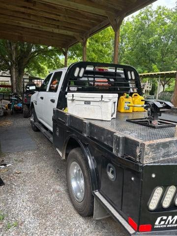 2018 RAM 3500 Tradesman 4x4 Crew Cab 8' Box