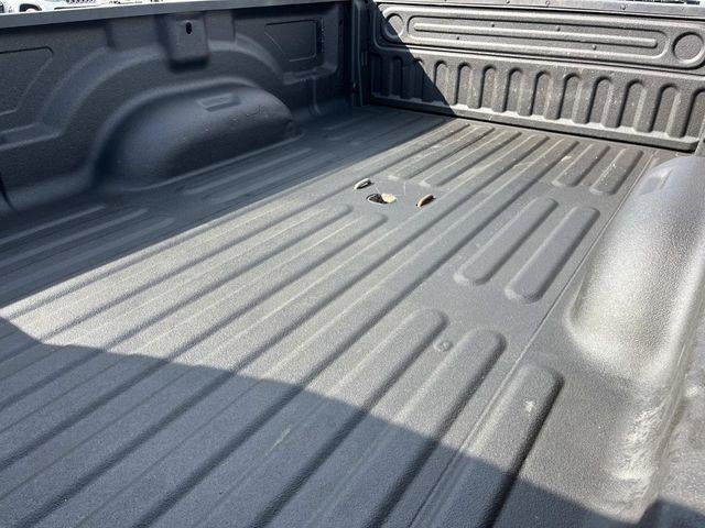 2022 RAM 3500 Tradesman 4x4 Crew Cab 8' Box