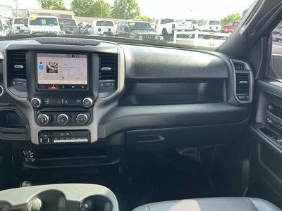 2022 RAM 3500 Tradesman 4x4 Crew Cab 8' Box