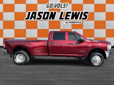 2022 RAM 3500 Tradesman 4x4 Crew Cab 8' Box