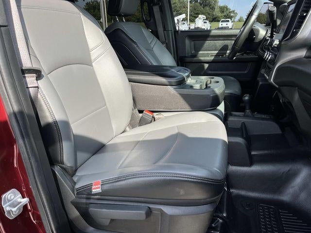 2022 RAM 3500 Tradesman 4x4 Crew Cab 8' Box