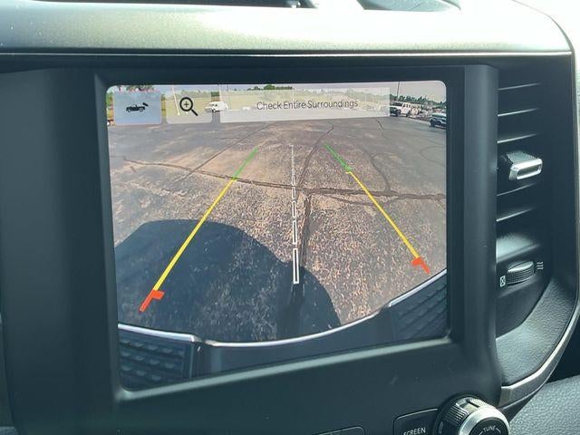 2022 RAM 3500 Tradesman 4x4 Crew Cab 8' Box