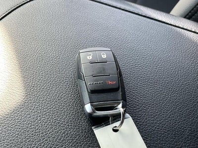 2022 RAM 3500 Tradesman 4x4 Crew Cab 8' Box
