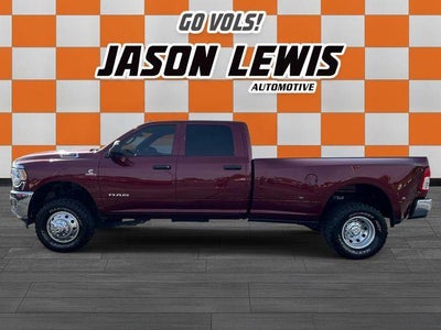 2022 RAM 3500 Tradesman 4x4 Crew Cab 8' Box