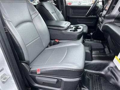 2024 RAM 3500 Tradesman 4x4 Crew Cab 8' Box