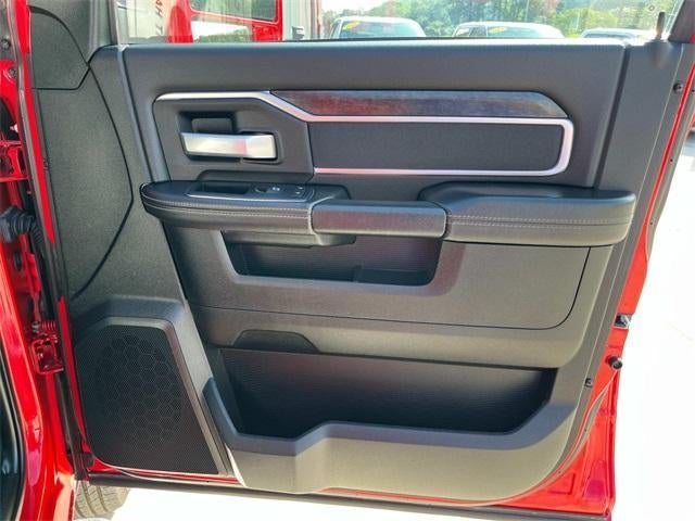 2024 RAM 3500 Big Horn 4x4 Crew Cab 8' Box