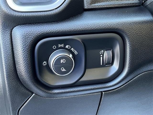 2024 RAM 3500 Big Horn 4x4 Crew Cab 8' Box