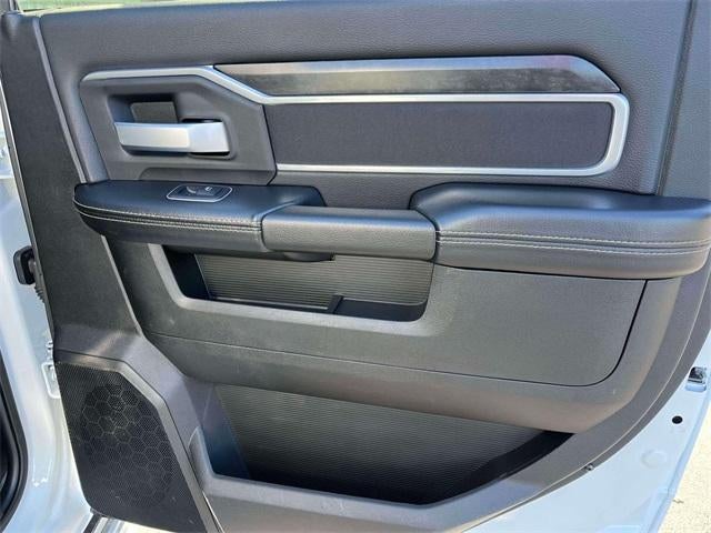 2024 RAM 3500 Big Horn 4x4 Crew Cab 8' Box