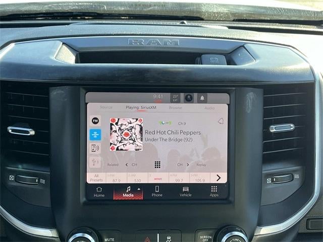 2024 RAM 3500 Big Horn 4x4 Crew Cab 8' Box