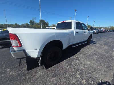 2023 RAM 3500 Big Horn 4x4 Crew Cab 8' Box