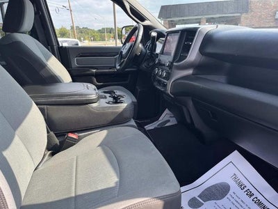 2022 RAM 3500 Big Horn 4x4 Crew Cab 8' Box