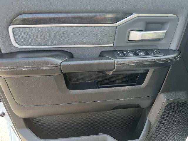 2022 RAM 3500 Big Horn 4x4 Crew Cab 8' Box