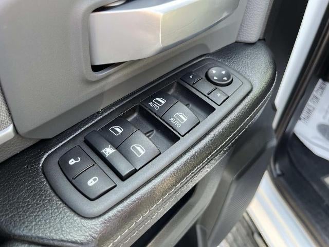 2022 RAM 3500 Big Horn 4x4 Crew Cab 8' Box