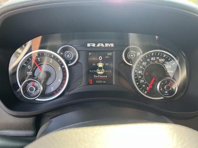 2022 RAM 3500 Big Horn 4x4 Crew Cab 8' Box