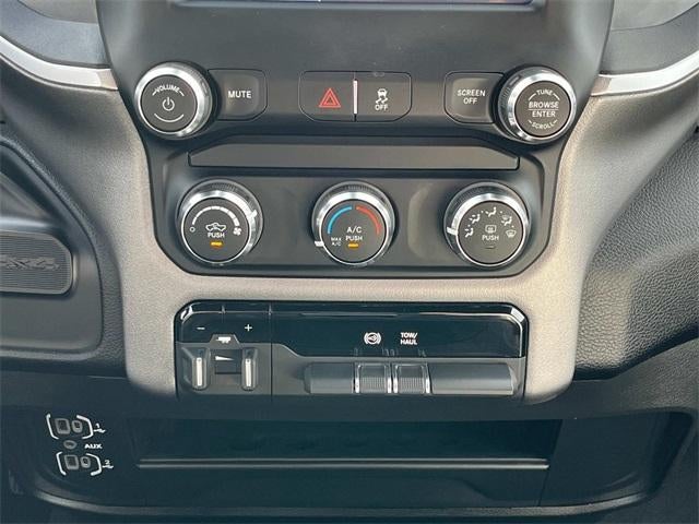 2024 RAM 3500 Big Horn 4x4 Crew Cab 8' Box