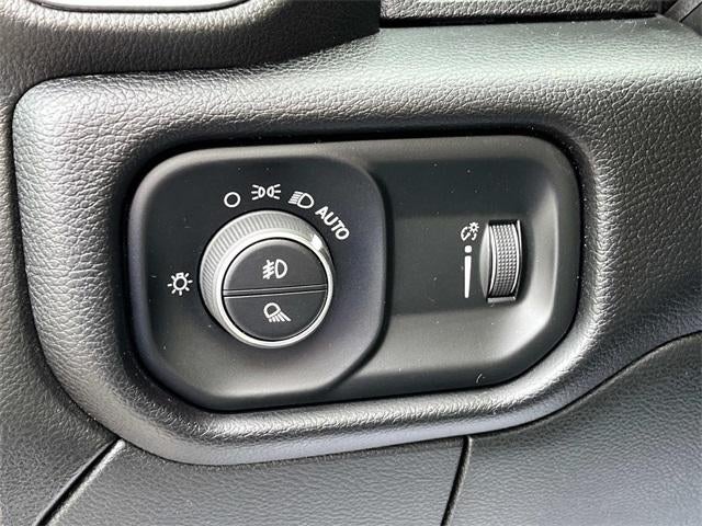 2024 RAM 3500 Big Horn 4x4 Crew Cab 8' Box