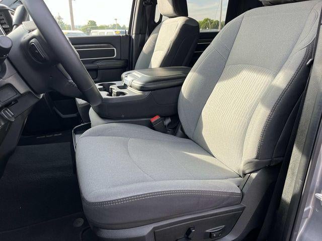 2024 RAM 3500 Big Horn 4x4 Crew Cab 8' Box