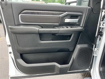 2024 RAM 3500 Big Horn 4x4 Crew Cab 8' Box