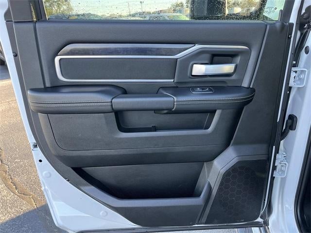 2024 RAM 3500 Big Horn 4x4 Crew Cab 8' Box