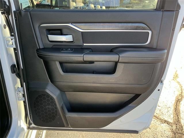 2024 RAM 3500 Big Horn 4x4 Crew Cab 8' Box