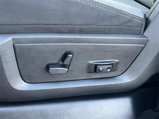 2024 RAM 3500 Big Horn 4x4 Crew Cab 8' Box