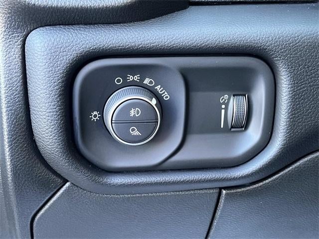 2024 RAM 3500 Big Horn 4x4 Crew Cab 8' Box