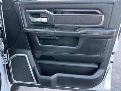 2020 RAM 3500 Laramie 4x4 Crew Cab 8' Box