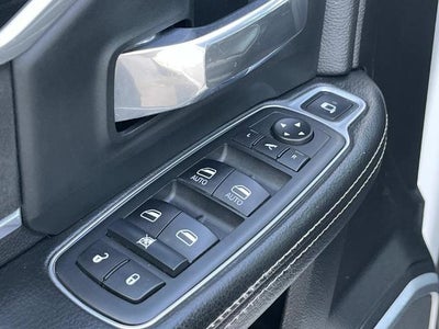 2020 RAM 3500 Laramie 4x4 Crew Cab 8' Box