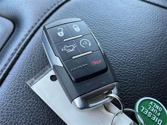 2020 RAM 3500 Laramie 4x4 Crew Cab 8' Box