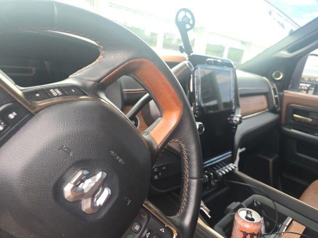 2024 RAM 3500 Longhorn 4x4 Crew Cab 8' Box