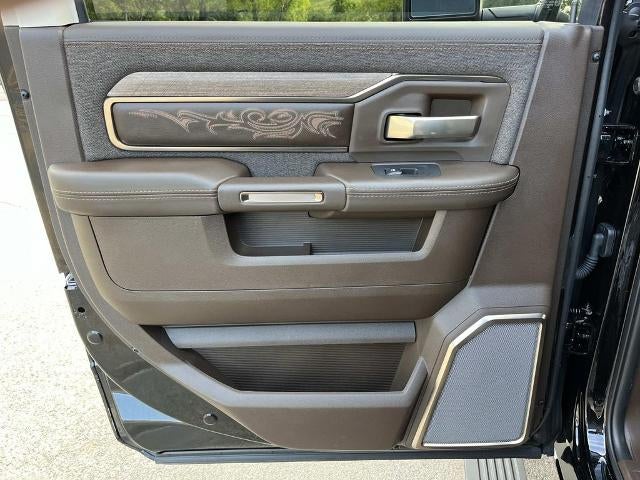 2026 RAM 3500 Limited 4x4 Crew Cab 8' Box