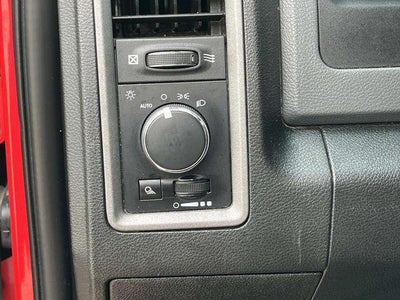 2020 RAM 1500 Classic Tradesman 4x2 Reg Cab 6'4" Box