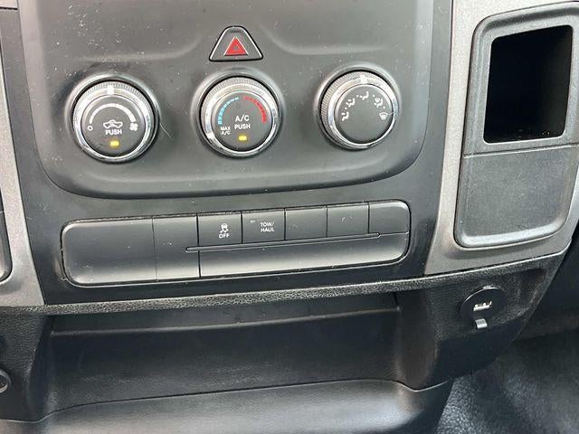 2020 RAM 1500 Classic Tradesman 4x2 Reg Cab 6'4" Box