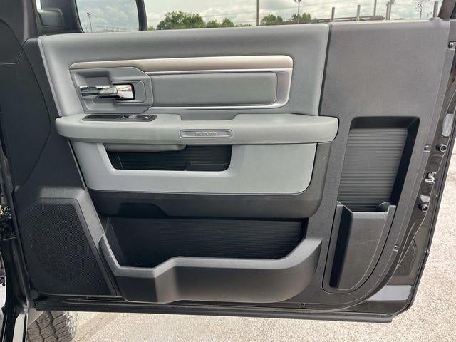 2014 RAM 1500 4WD Regular Cab 6.4 Ft Box Tradesman