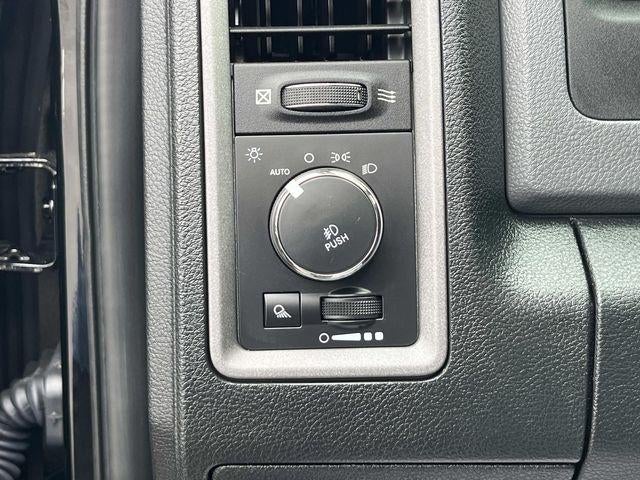 2014 RAM 1500 4WD Regular Cab 6.4 Ft Box Tradesman