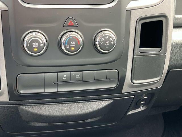 2014 RAM 1500 4WD Regular Cab 6.4 Ft Box Tradesman