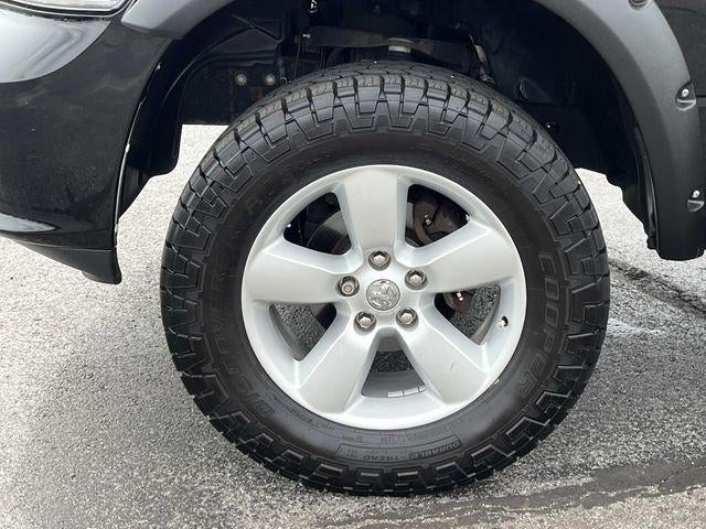 2014 RAM 1500 4WD Regular Cab 6.4 Ft Box Tradesman