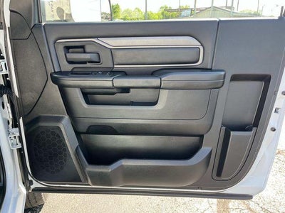 2022 RAM 2500 Tradesman 4x4 Reg Cab 8' Box