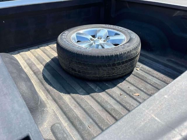 2016 RAM 1500 4WD Crew Cab 5.7 Ft Box Big Horn
