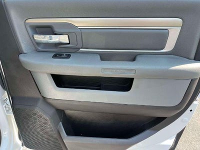 2016 RAM 1500 4WD Crew Cab 5.7 Ft Box Big Horn