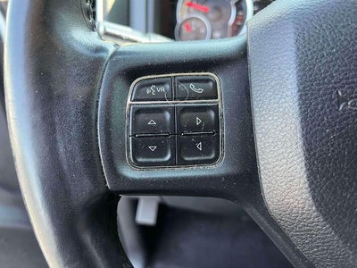 2016 RAM 1500 4WD Crew Cab 5.7 Ft Box Big Horn