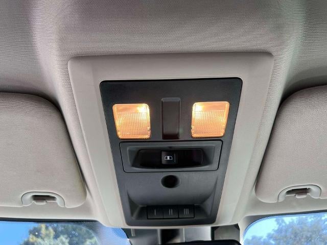 2016 RAM 1500 4WD Crew Cab 5.7 Ft Box Big Horn