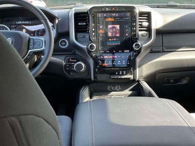 2026 RAM 1500 Big Horn 4x4 Crew Cab 5'7" Box